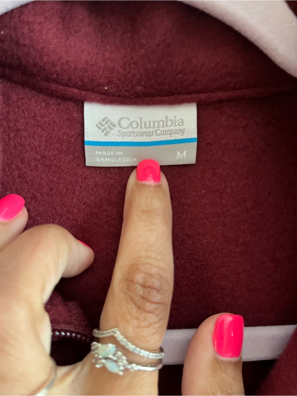 Columbia Men’s Burgundy Fleece Vest - Zip Front - Picture 2 of 4